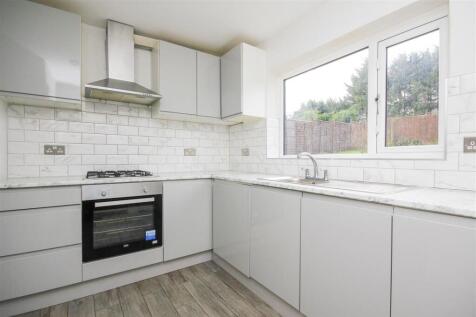 kitchen 1.JPG