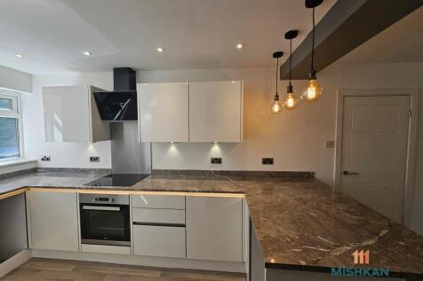 Silverdale Road, Gatley, Cheadle photo 4