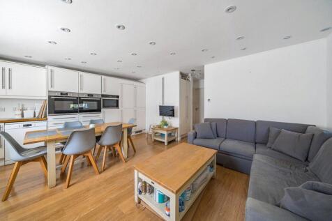 Kitchen/Living Space