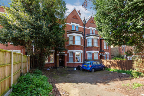16 Palace Road, Streatham, London, SW2 3NG