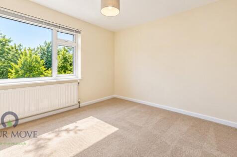 Gravel Hill Close, Bexleyheath, DA6 photo 3