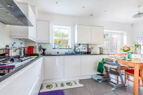 Grafton Road, New Malden, Surrey, KT3 photo 3