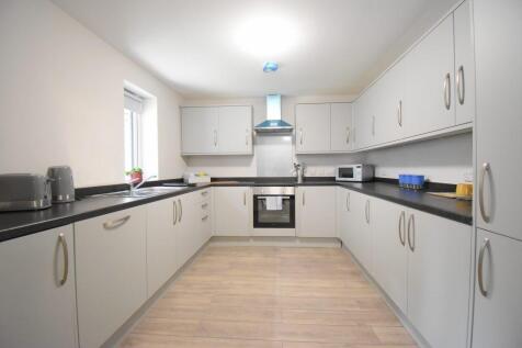 Premium Studio - North Hill Court, 47a North Road East, Plymouth, Devon, PL4 photo 4