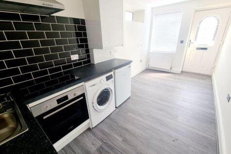 Studio, Fountain Road, London photo 5