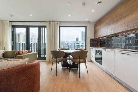 Apt. 319 Glasswater Locks_3389.jpg