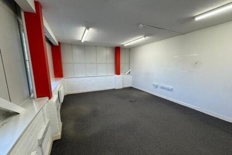 11 Tresham Road details 061125  Pic 10.jpg