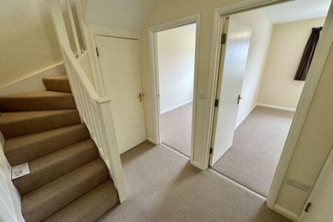 Marlborough Court, 9a Manor Green Road, Epsom photo 5