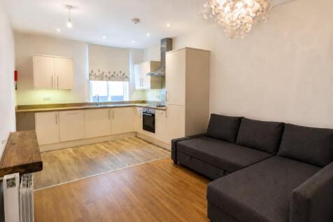 High Wycombe, HP11 - property photo