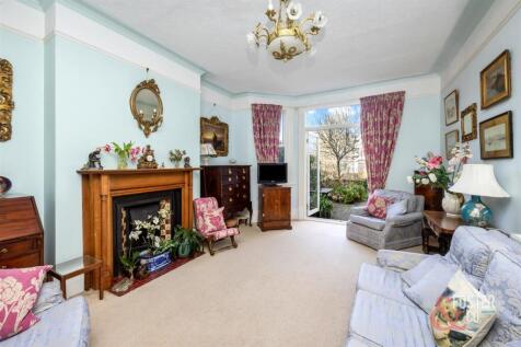 Wilbury Villas, 34-015.JPG