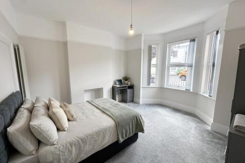 97 Willes Road, Leamington Spa, CV31 1BZ photo 4