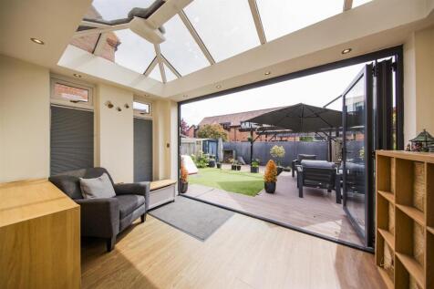 Bifold doors to garden