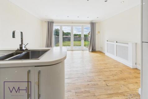 CAM03785G0-PR0279-ST