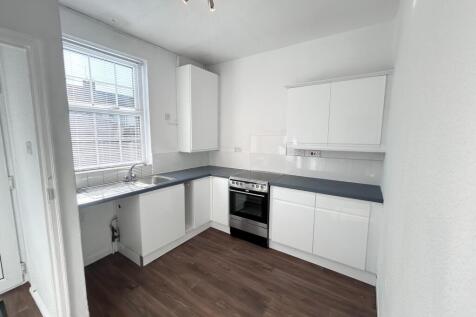 Holcroft Hill, Barrow-In-Furness, LA13 photo 3