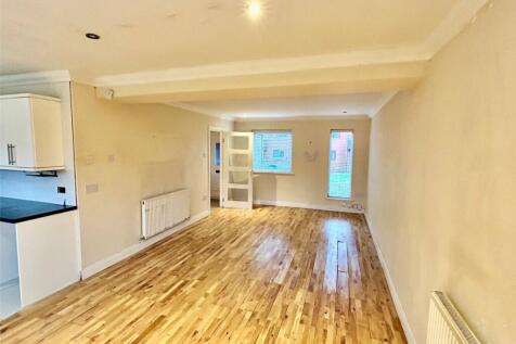 Lounge / Dining Room
