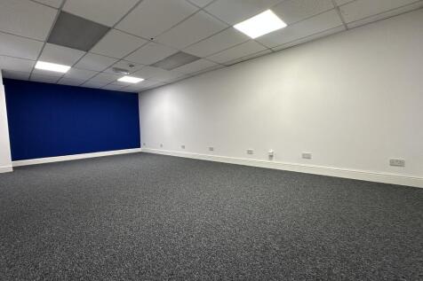 Office to rent Image 7