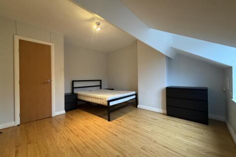 Norman View, Kirkstall, Leeds photo 3