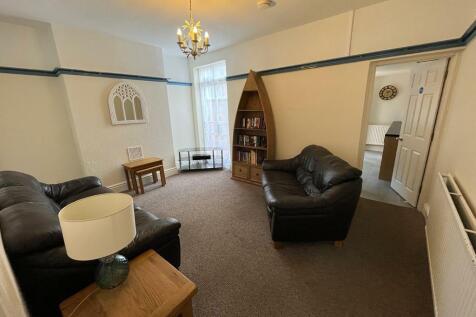 5 Bed House