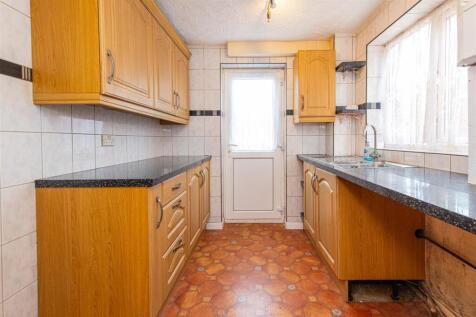 St. Johns Road, Kettering photo 4