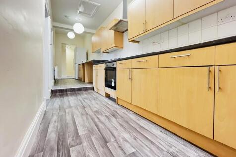 cf5e6023-WhatsApp...