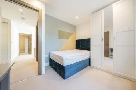 1385899-8-69272cb...