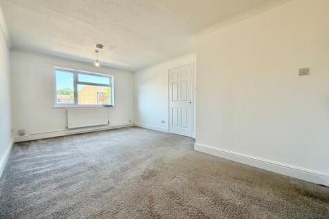 St. Peters Close, Flitwick, MK45 photo 3