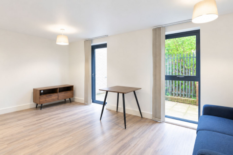 Apartment 1 The Interchange, 6 Langworthy Road Salford M5 4HE photo 3