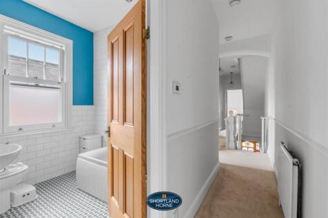 66 Huntingdon Rd (16 of 49).jpg