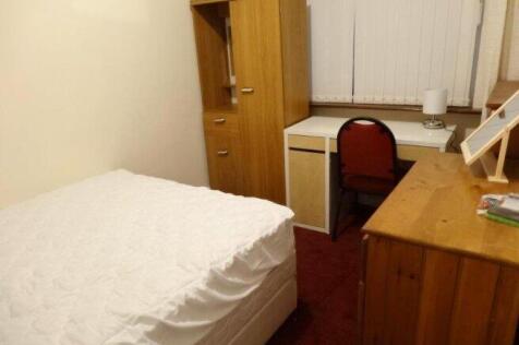 Broomfield Road photo 3