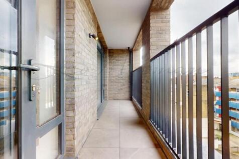 Caroline Street, Limehouse, E1 photo 4