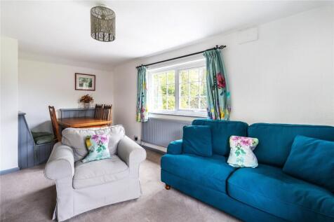 Bramshott Lodge, Rectory Lane Bramshott, Liphook, Hampshire, GU30 photo 3