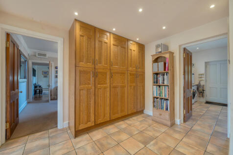 Kitchen / Breakfast Room