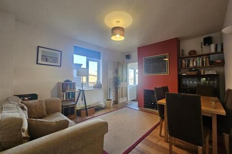 Family-Dining room angle 2.jpg