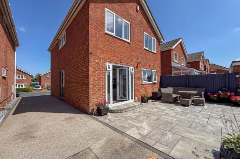 Rear Aspect &amp; Driveway