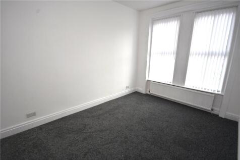 Prenton Road West, Birkenhead, Merseyside photo 4