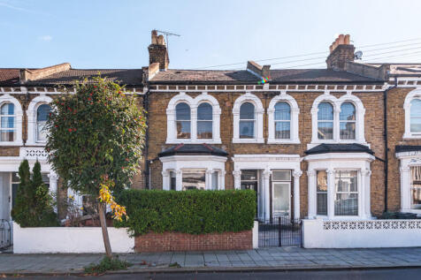 London, SW2 - property photo