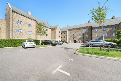 8 Redgrove House, Parking