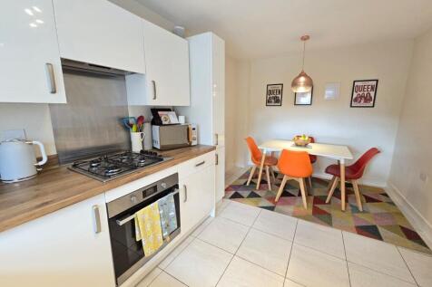 29 Fenton Drive, West Ayton, Scarborough photo 3