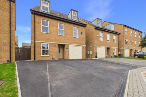 43- Rob Hammond EweMove Pontefract