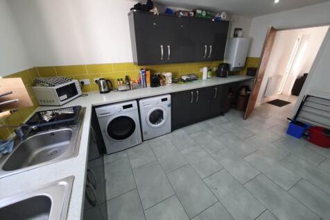 Kitchen (2)