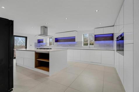 0250kitchen.jpg