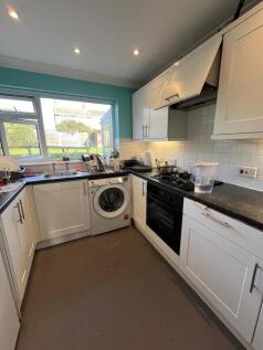 Friars Close, Wivenhoe, Colchester photo 4