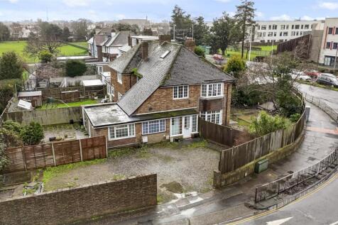 2 Sompting Avenue-001.JPG