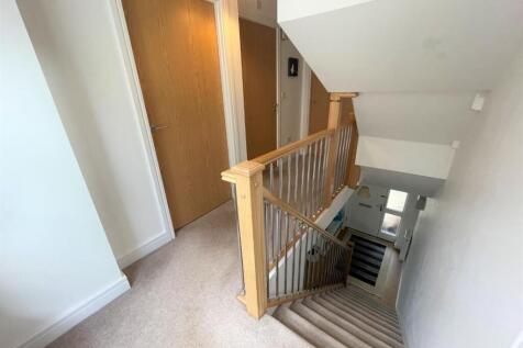 Landing 1st Floor.jpeg