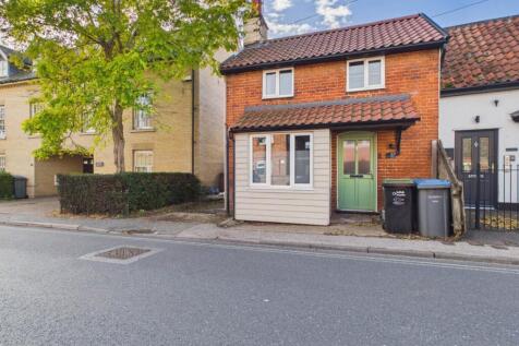 2 Bedroom Semi-Detached in IP13 9ER