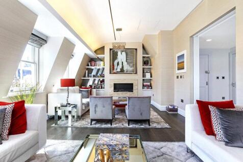 2 bed, 2 bath Penthouse in London - Photo 6