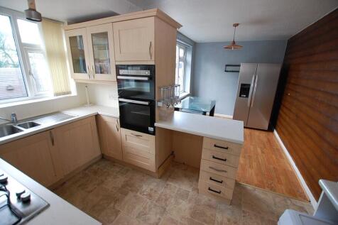 Broadway, Chadderton, Oldham, Greater Manchester, OL9 photo 3