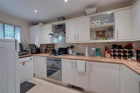 Stuart Drive, Thetford, Norfolk, IP24 photo 2
