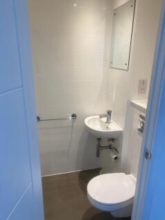 bathroom1.jpeg