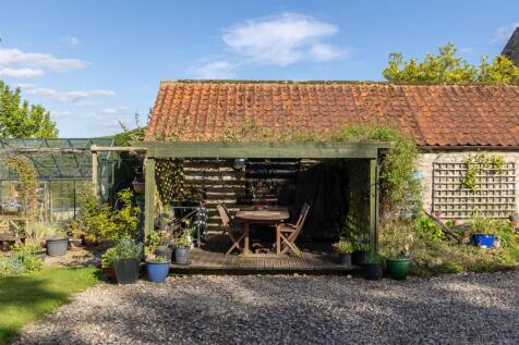 Garden Outbuilding