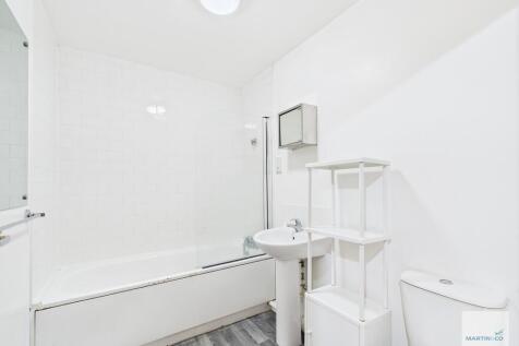 CAM03394G0-PR0403...